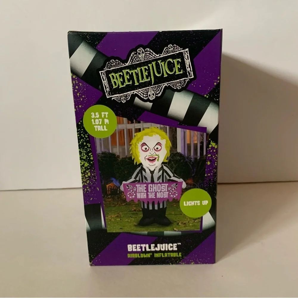 NIB. BeetleJuice Halloween Inflatable